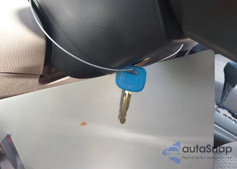 2007 Toyota Rav4 Base V6 из США, поврежденный, VIN JTMBK33V876015526